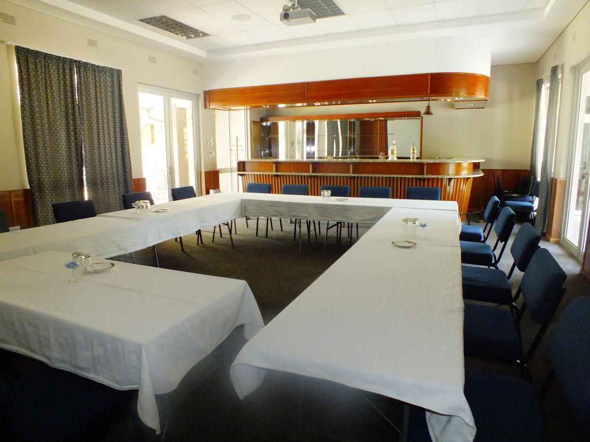 Minen Hotel Τσουμέμπ Εξωτερικό φωτογραφία